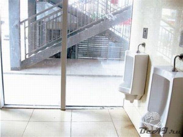Новые общественные туалеты для жещин в Китае