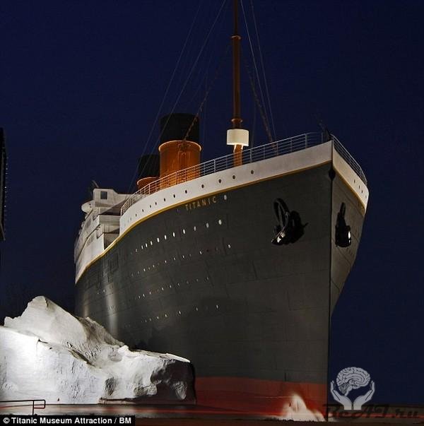 Гигантская копия Титаника