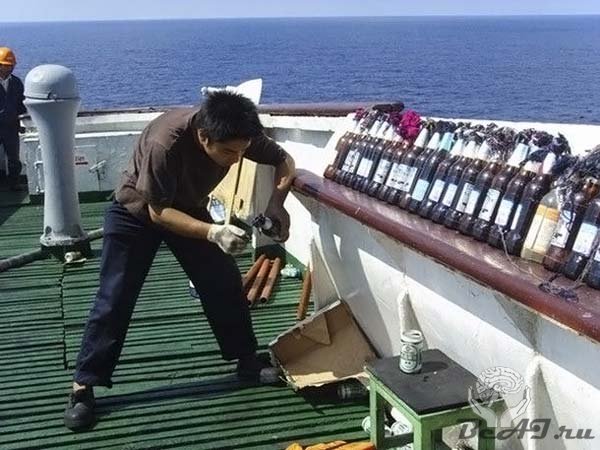 Суровые китайские моряки против пиратов