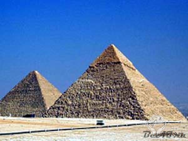 Египетские пирамиды спрячут за глухим забором
