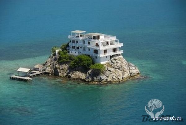 2-в-1: остров-дом