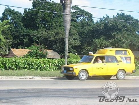 Кубинское маршрутное такси и не ебёт!