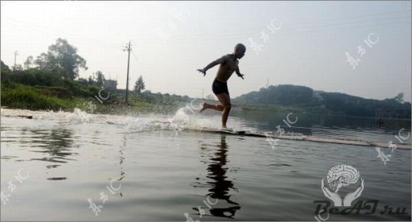 Мировой рекорд по бегу по воде