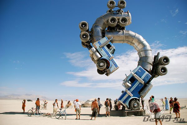 Скульптура на фестивале Burning Man's